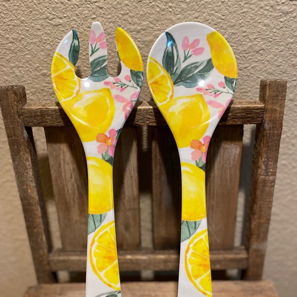 Farmhouse Lemon Serving Spoon Set, Melamine Lemons Leaves & Floral Serving Set - Picture 3 of 9